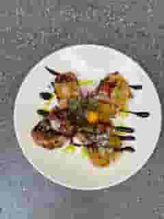 Caprese Crostinis