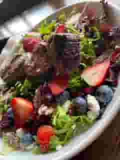 Pecan Berry Salad