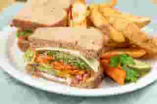 Avocado & Friends Sandwich