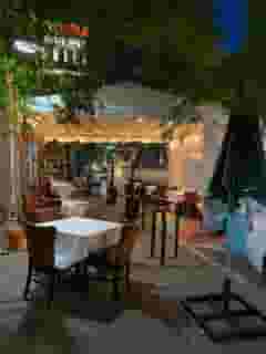 Outdoor socially distanced dining