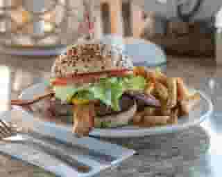 Scott's Classic Bacon Cheeseburger
