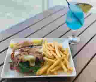 Extra Local Burger*