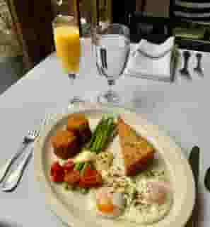 Crab Cakes & Eggs