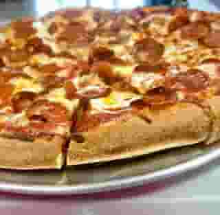 FAMILY PIZZA DEAL