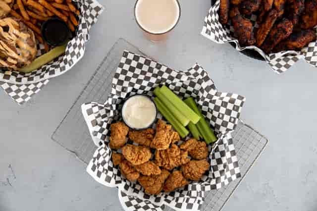 boneless wings