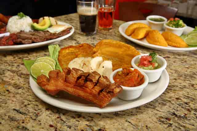 chicharron arepa
