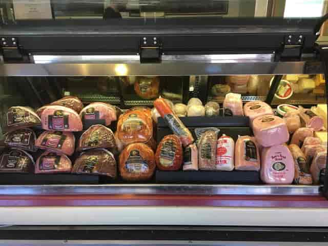 Deli Case