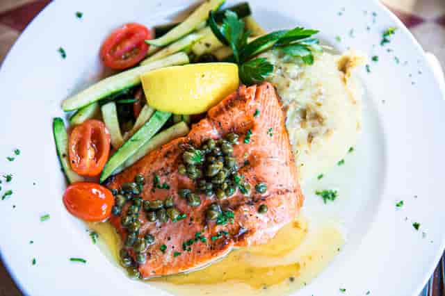 salmon picatta