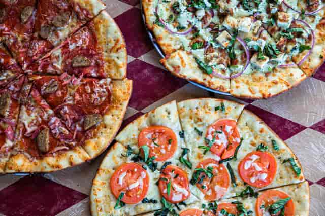 pizzas