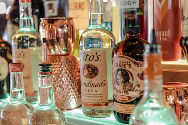 bar
