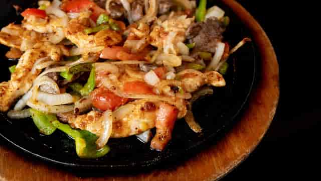 beef and chicken fajita