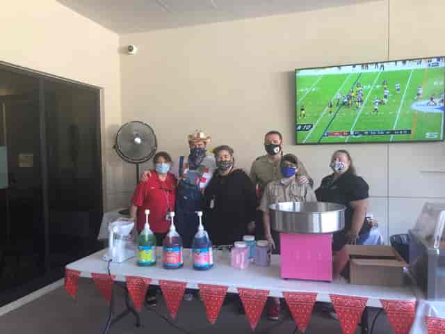 boyscouts helping