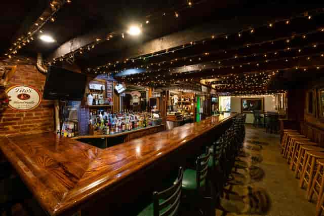 bar