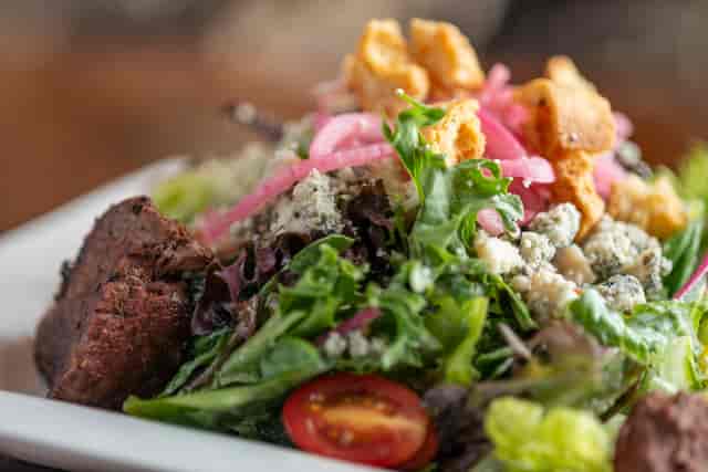 Gorgonzola salad