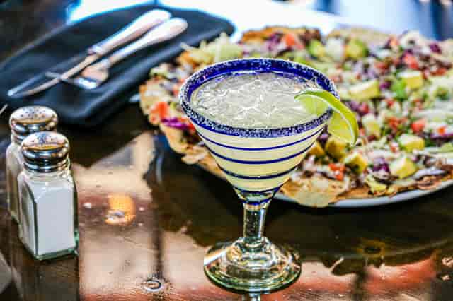 Margarita and nachos