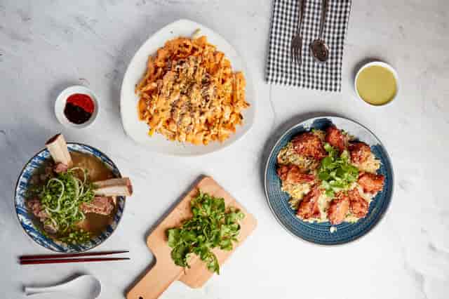 Súp Noodle Bar Restaurant in CA