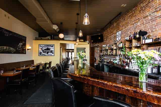 bar