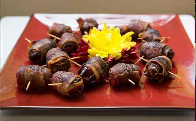 sausage wrapped in bacon