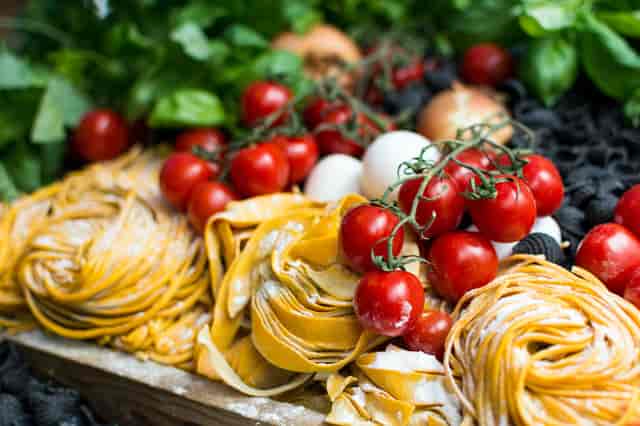 fresh pasta, tomatoes, basil