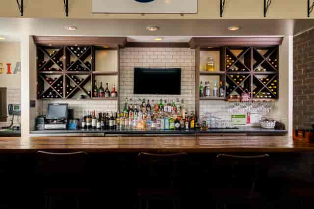 bar