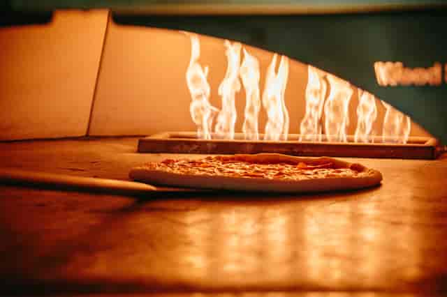 Evviva Marlboro Pizza Oven
