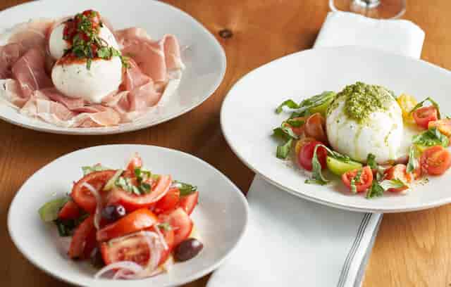 Casa Mia Italian Restaurant in Scottsdale, AZ