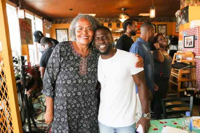 Kevin Hart with Gloria