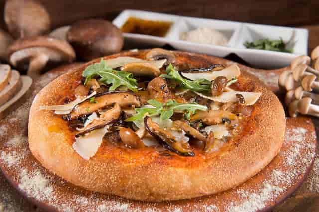 mushroom pizza