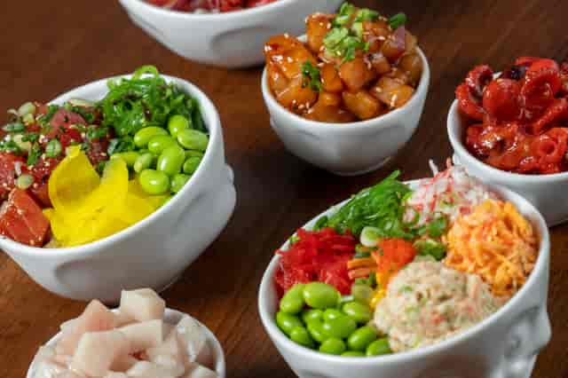 Multiple poke bowls