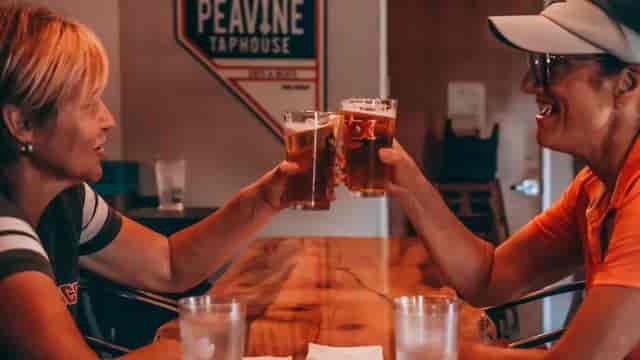 Peavine Taphouse Eats & Beats Provides Family-Friendly Dining, Pizza Delivery and Pickup, Entertainment, and Artisan Coffee from Coffeebar