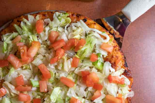 BLT pizza
