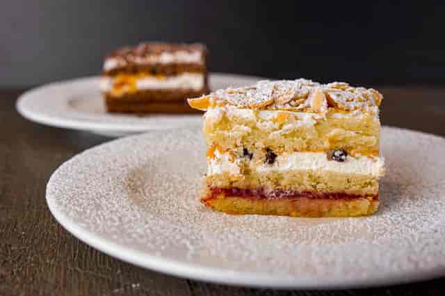 Pastry combination