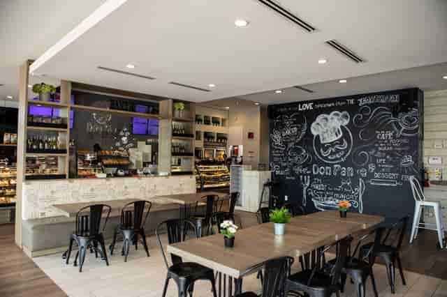 Interior of Don Pan