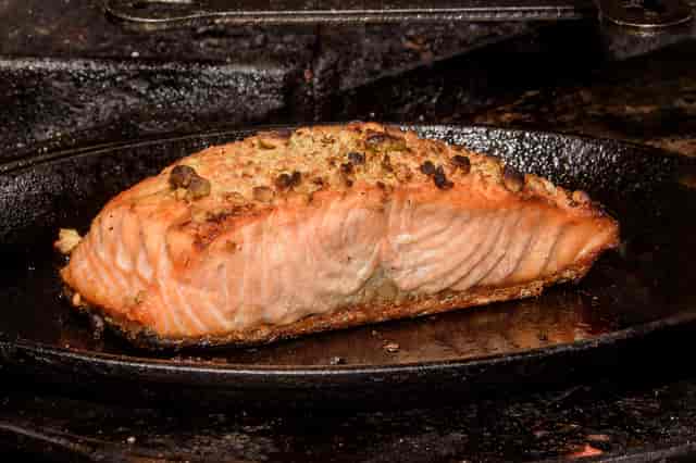 pistachio seared salmon