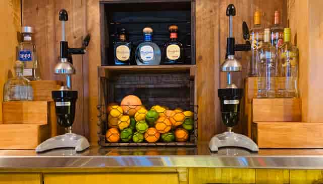 Bushels Crab House & Seafood