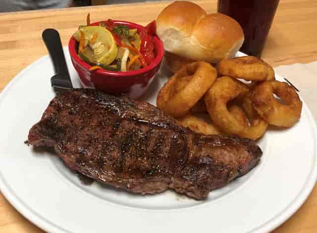 Ribeye With Onion Rings