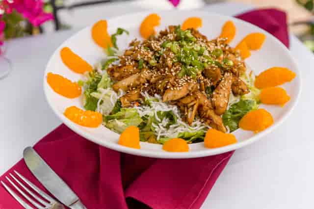 Thanksgiving Catering Lovi's Deli Delicatessen in Calabasas, CA