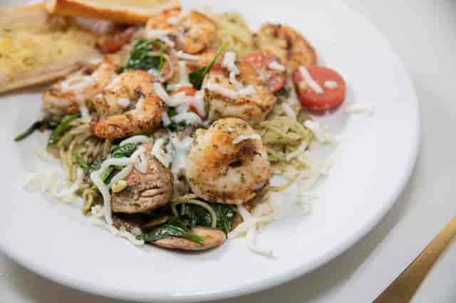 Shrimp pasta