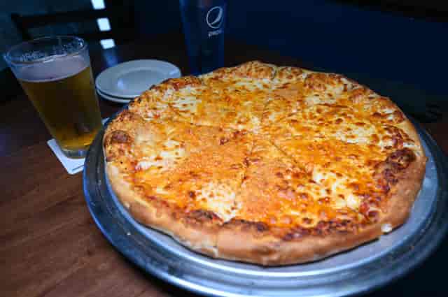 cheese pizza
