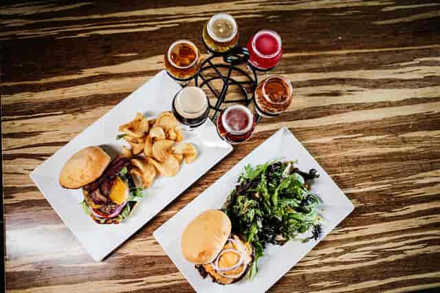 flights and burger