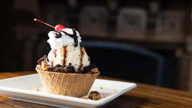 Fudge Brownie Sundae