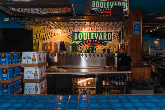 FRONT BAR interior