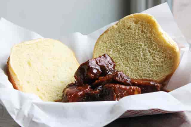 burnt ends sandwich