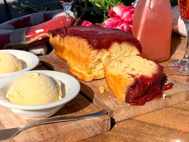 Strawberry Rhubarb Cake-In-A-Pan