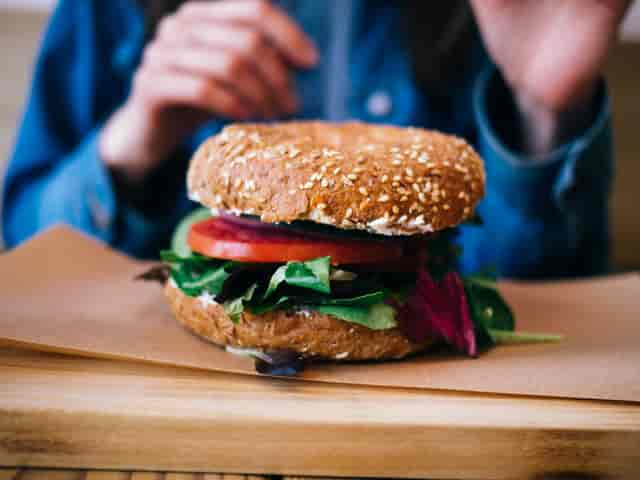 bagel sandwich