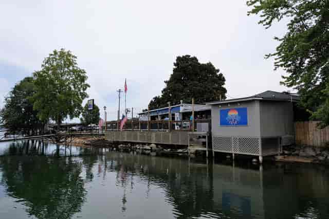 Contact - The Twisted Oar - American Restaurant in Buford, GA