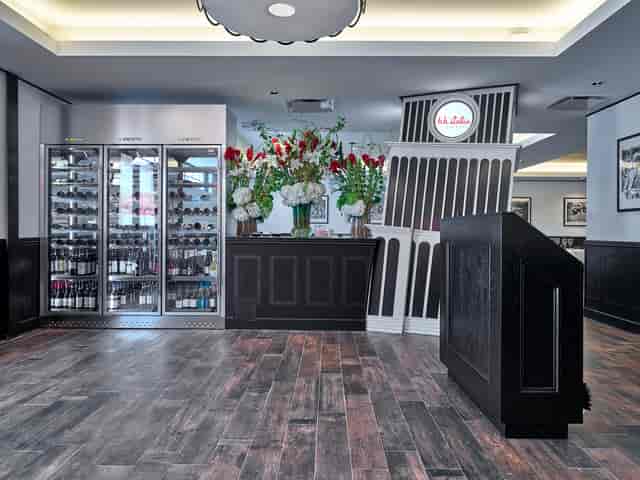 lobby of restaurant