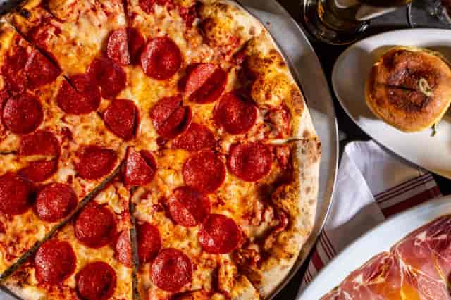 pizza pepperoni