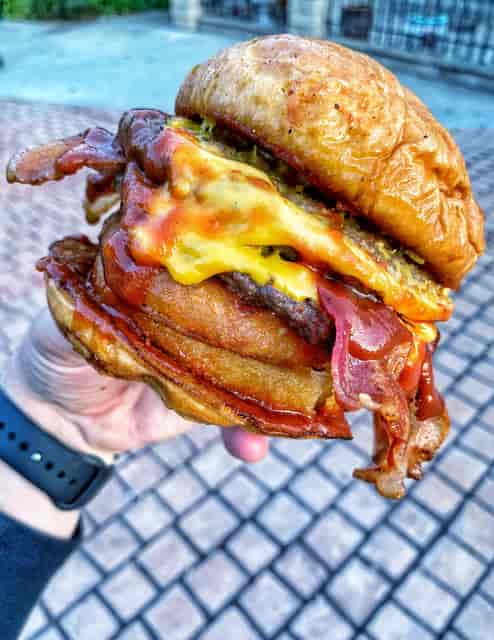 western bacon cheeseburger