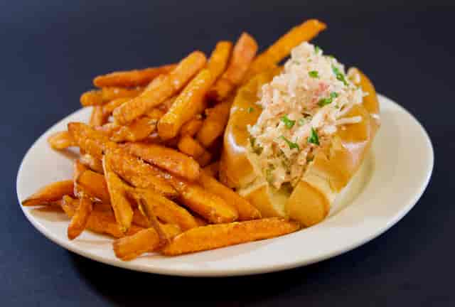 lobster roll